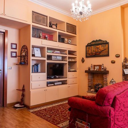 Duomo Walking Distance Elegant Flat With View Milão Exterior foto