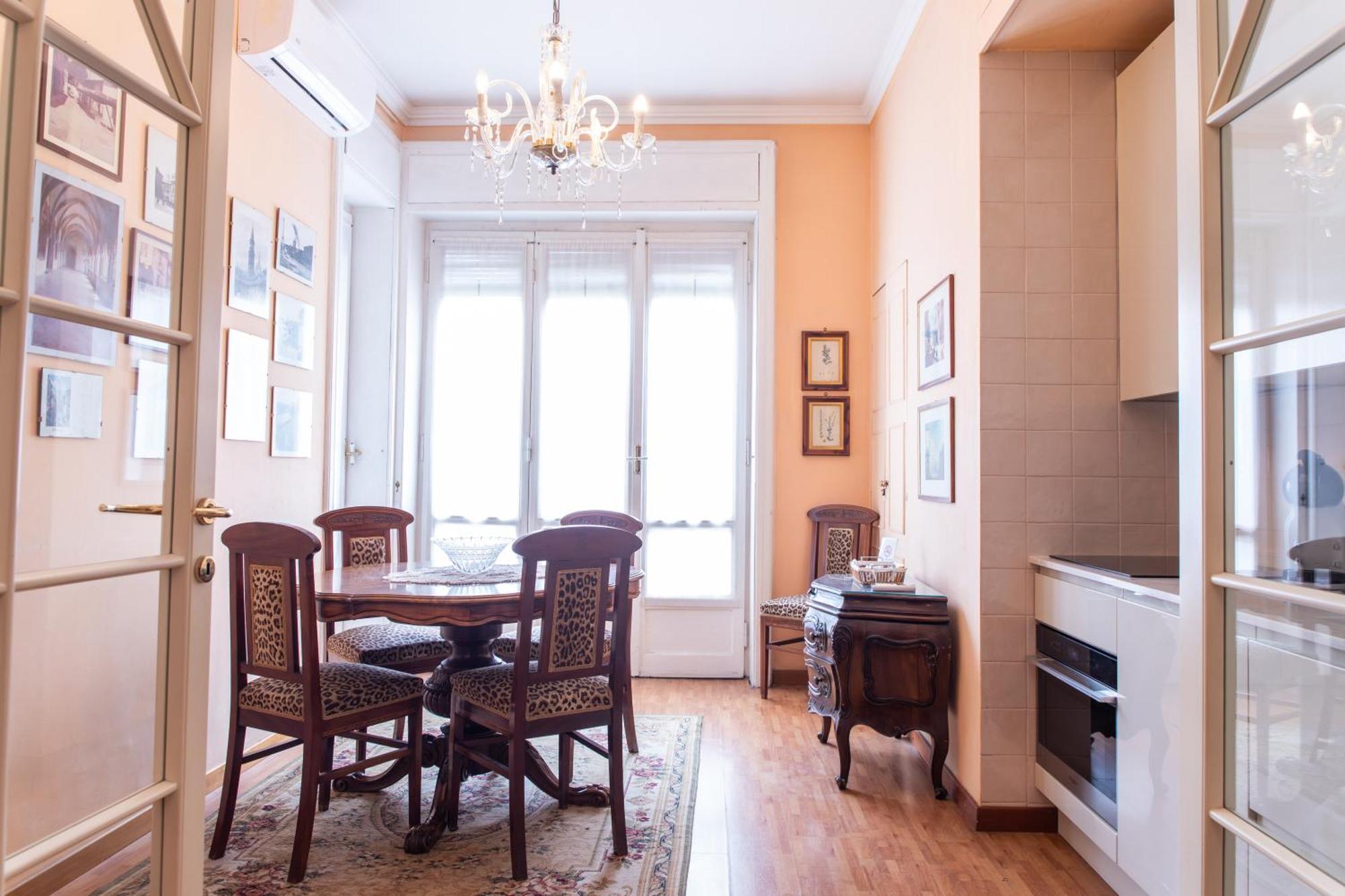 Duomo Walking Distance Elegant Flat With View Milão Exterior foto