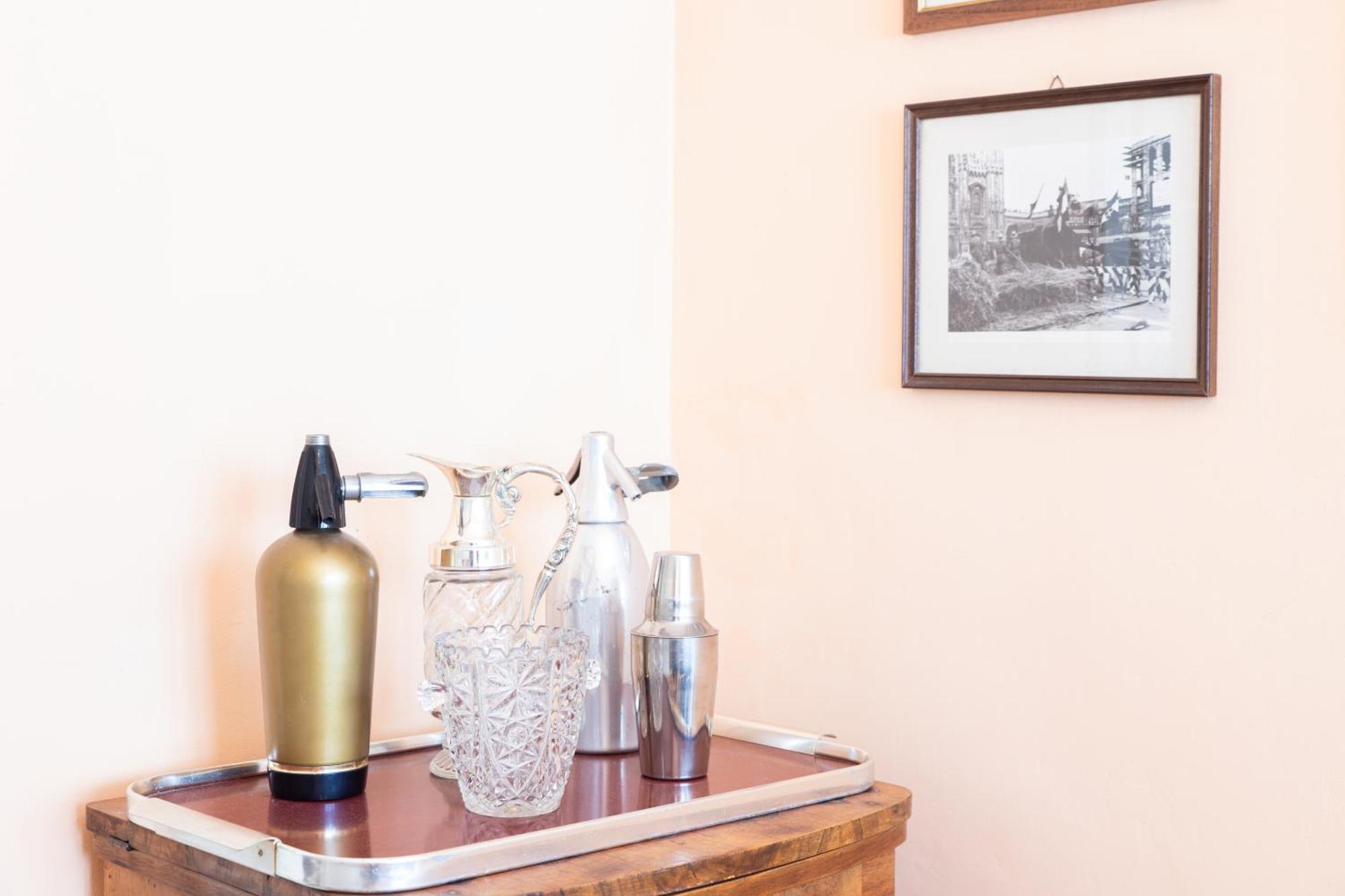 Duomo Walking Distance Elegant Flat With View Milão Exterior foto