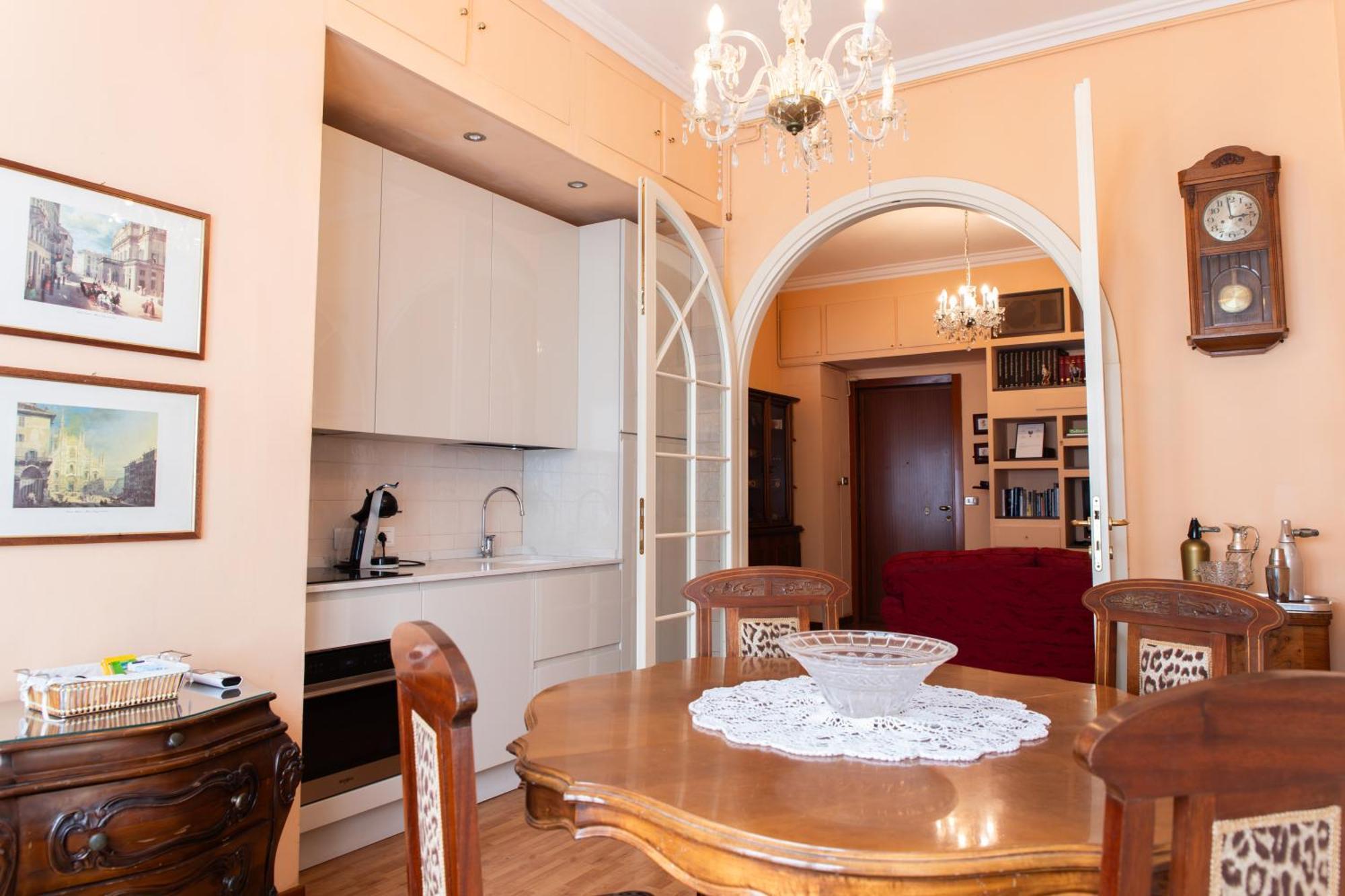 Duomo Walking Distance Elegant Flat With View Milão Exterior foto