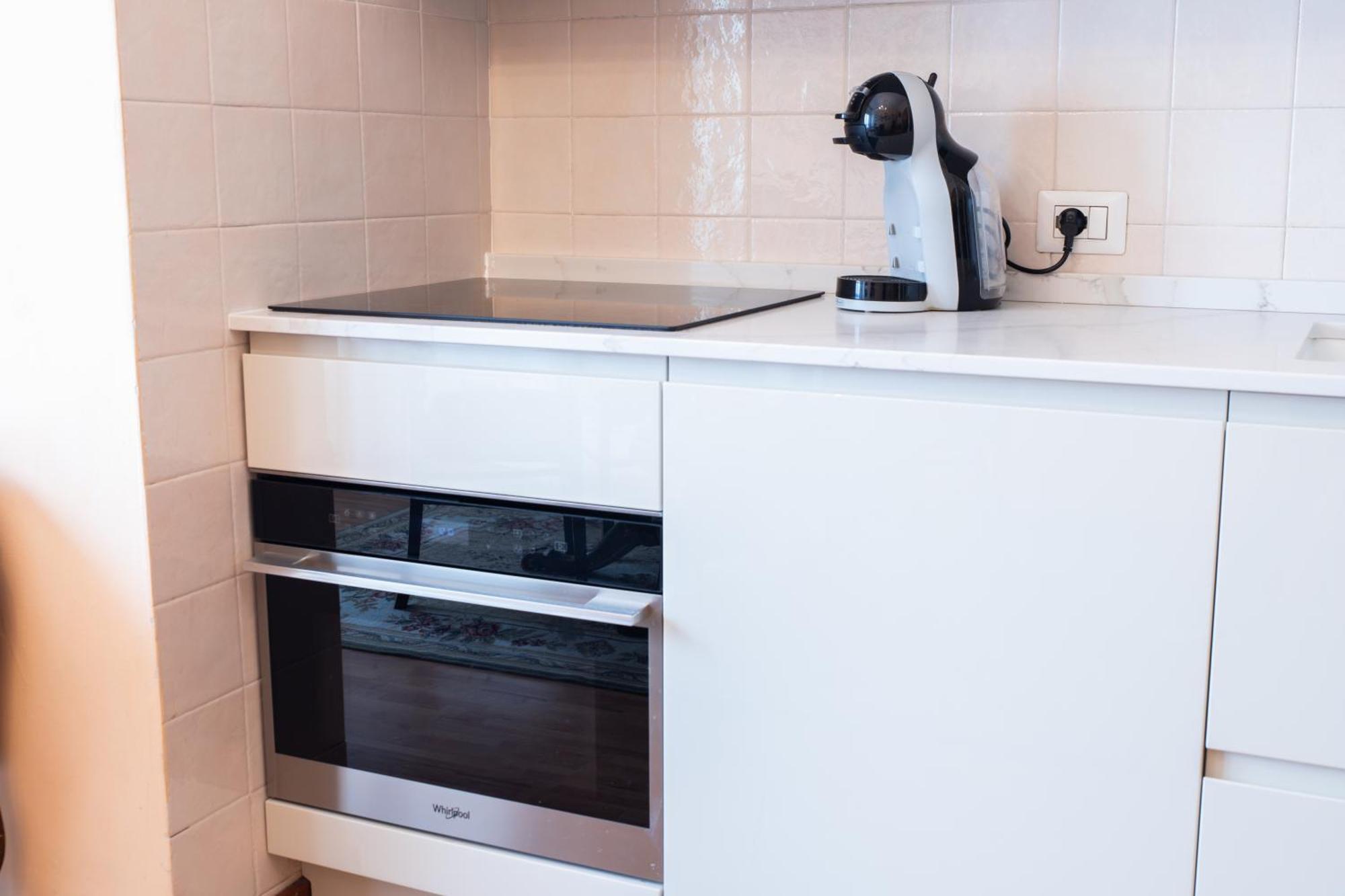 Duomo Walking Distance Elegant Flat With View Milão Exterior foto